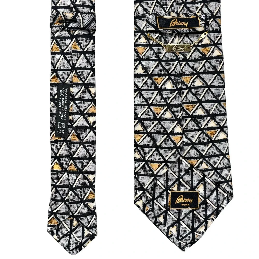 Brioni 100% Silk Necktie Mens Gray Gold Geometric Handmade Italy Tie 4x61
